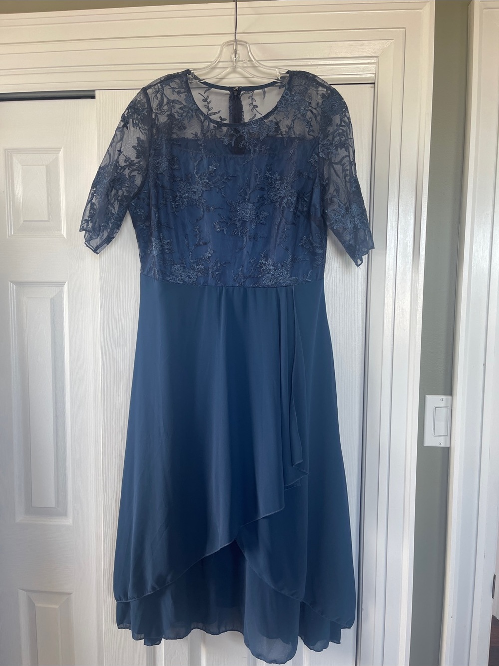 Elegant Navy Lace A-Line Dress